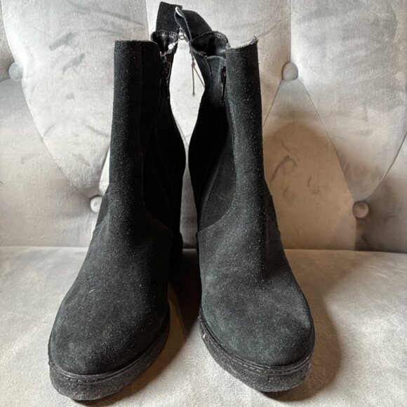 Vaneli Black Suede Leather Chelsea Wedge Boot Size 8 1/2 NEW - Picture 8 of 9